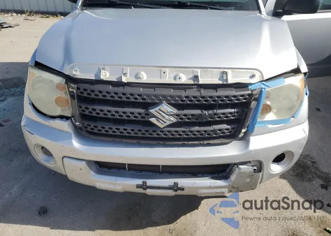 2011 Suzuki Equator Base from USA, damaged, VIN 5Z62D0CT9BC401892